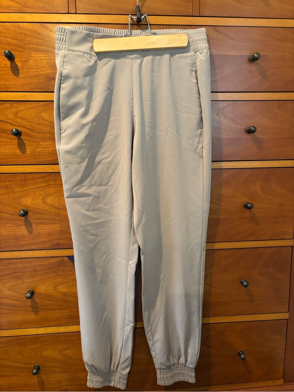 Calvin Klein Women’s Taupe Lightweight Jogger Pants